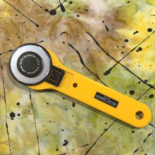 Load image into Gallery viewer, Timeless Treasures Batik Fabric, By The Half Yard, Tonga-B8312 Eden