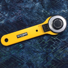 Load image into Gallery viewer, Kaufman Batik Fabric, By The Half Yard, AMD-20607-69 Midnight