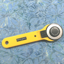 Load image into Gallery viewer, Kaufman Fabrics Batik, By The Half Yard, Watercolor Blossoms, SRK-20465-4 Blue