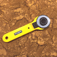 Load image into Gallery viewer, Kaufman Prisma Dyes Batik Fabric, By The Half Yard, AMD-7000-454 Bison