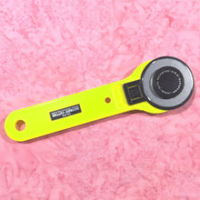 Load image into Gallery viewer, Kaufman Prisma Dyes Batik Fabric, By The Half Yard, AMD-7000-418 Ballerina