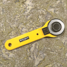 Load image into Gallery viewer, Kaufman Prisma Dyes Batik Fabric, By The Half Yard, AMD-7000-268 Nature