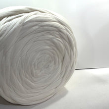 Load image into Gallery viewer, 1 Bump, Eco Peruvian Highland Wool Roving Top, 27.5 Microns, Undyed, Natural White
