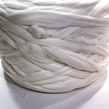 Load image into Gallery viewer, 1 Bump, Eco Peruvian Highland Wool Roving Top, 27.5 Microns, Undyed, Natural White
