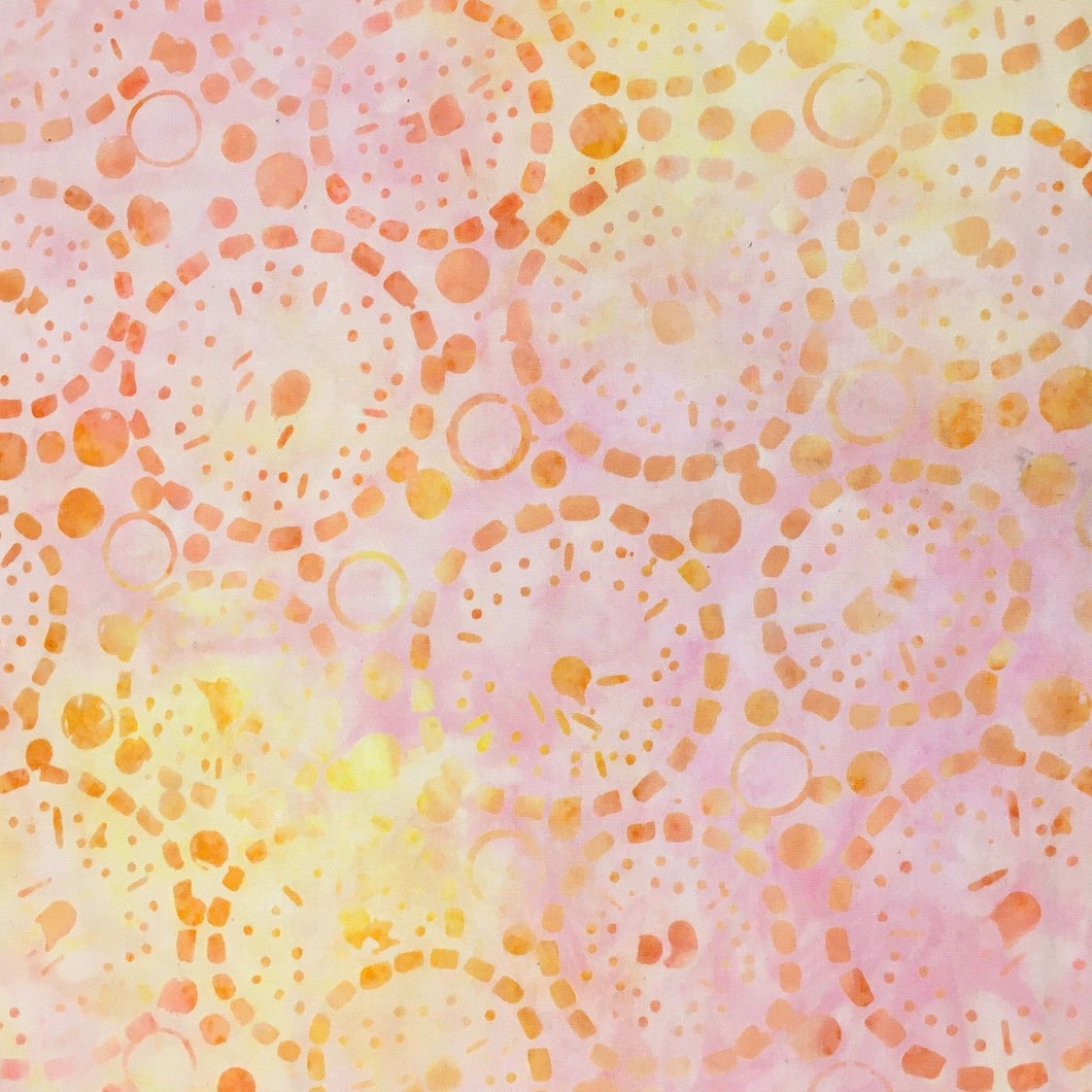 Wilmington 22258-853, Peach, Yellow, Cotton Batik Quilting Fabric