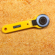 Load image into Gallery viewer, Island Batik Fabric, By The Half Yard, 122124210 Cheerios Pumpkin
